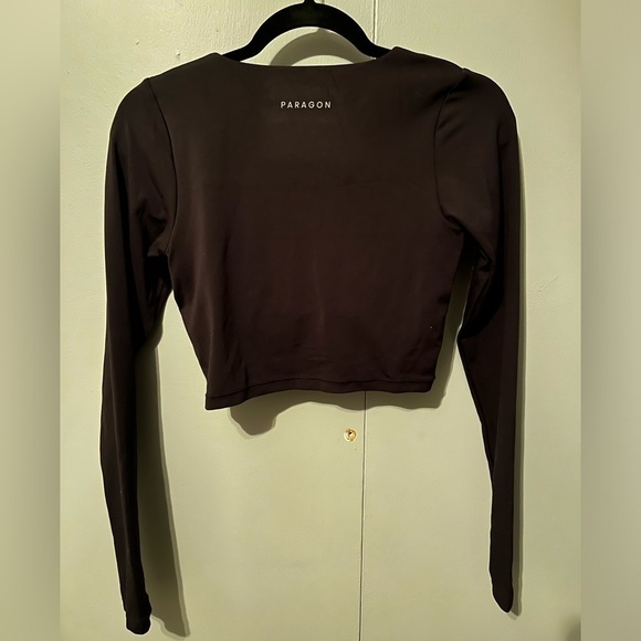 Paragon black long sleeve crop top - Picture 2 of 2